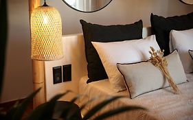 Hibiscus Suite Naxos